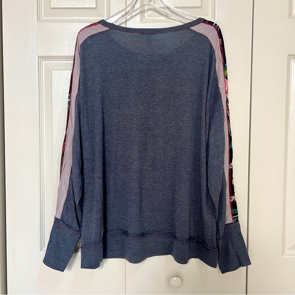 Kori America Long Sleeve Grey Top w/ Patterned Sleeves - Picture 2 of 11
